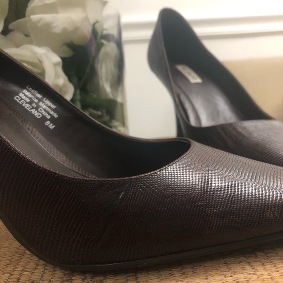 Alfani Brown Leather Upper Clean Preowned Brown  4 inch Heel - Picture 3 of 11